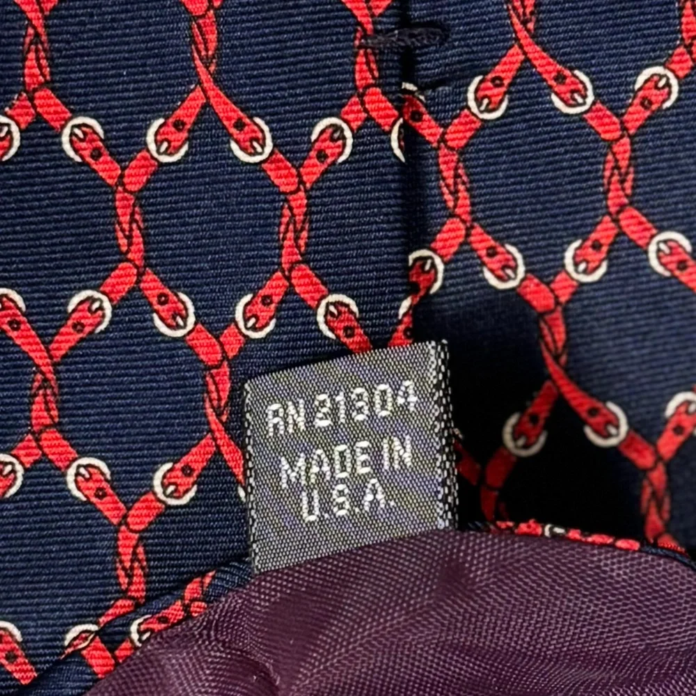Bert Pulitzer Men’s Necktie - 100% Silk Navy & Red Chain Pattern - Made in USA
